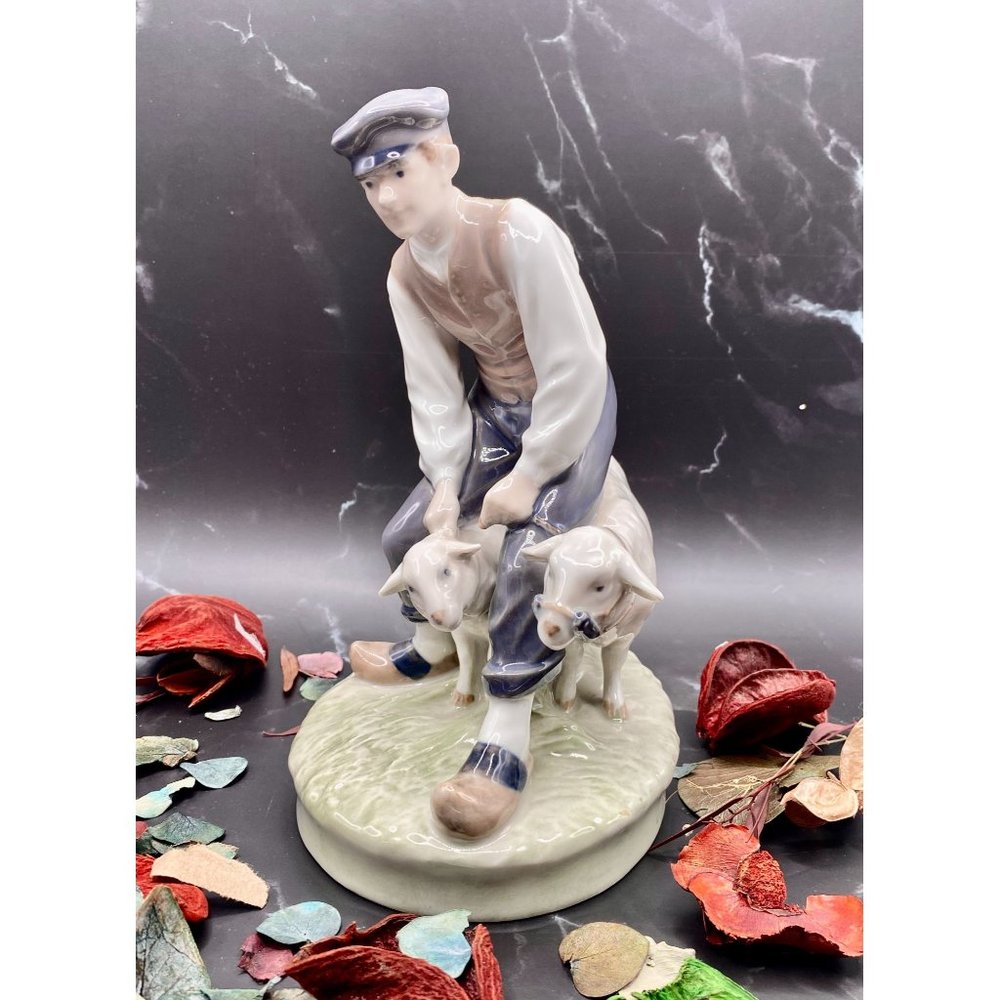 Royal Copenhagen #627, Man with sheep, Denmark, hand painted, hard to find